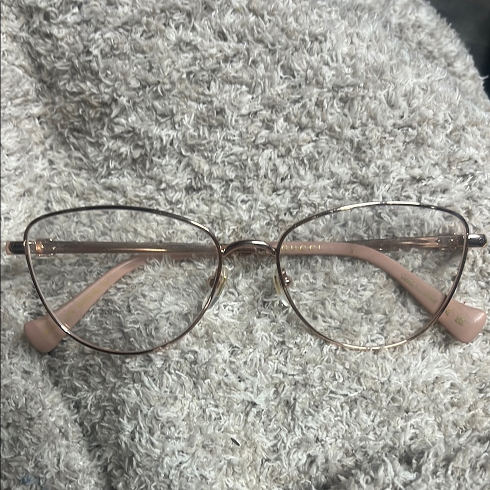 Gucci Women's Glasses with Gold Frame and Pink Accents